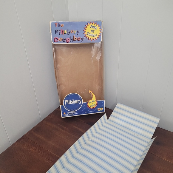 Pillsbury Doughboy giggling doll - Picture 7 of 9